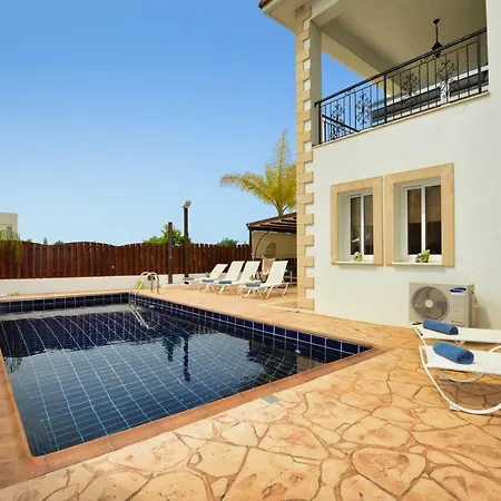 Villa Halifax Ayía Nápa