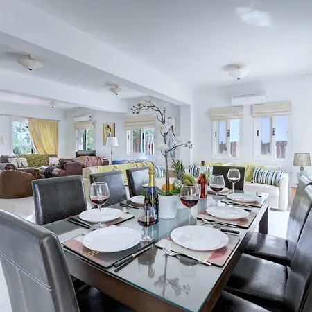 Halifax Villa Ayia Napa